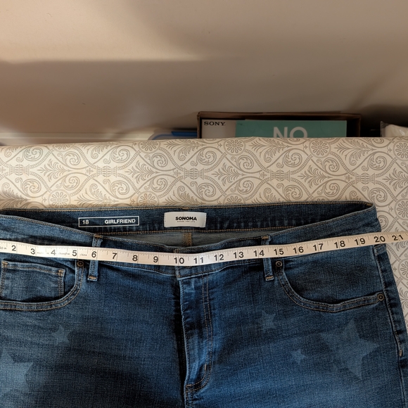Sonoma Girlfriend Jeans With Blue Star Pattern Size 18 - Picture 7 of 10